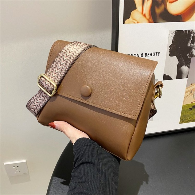Women Fashion Icon - Iconic Designer Diaper Bag For Women