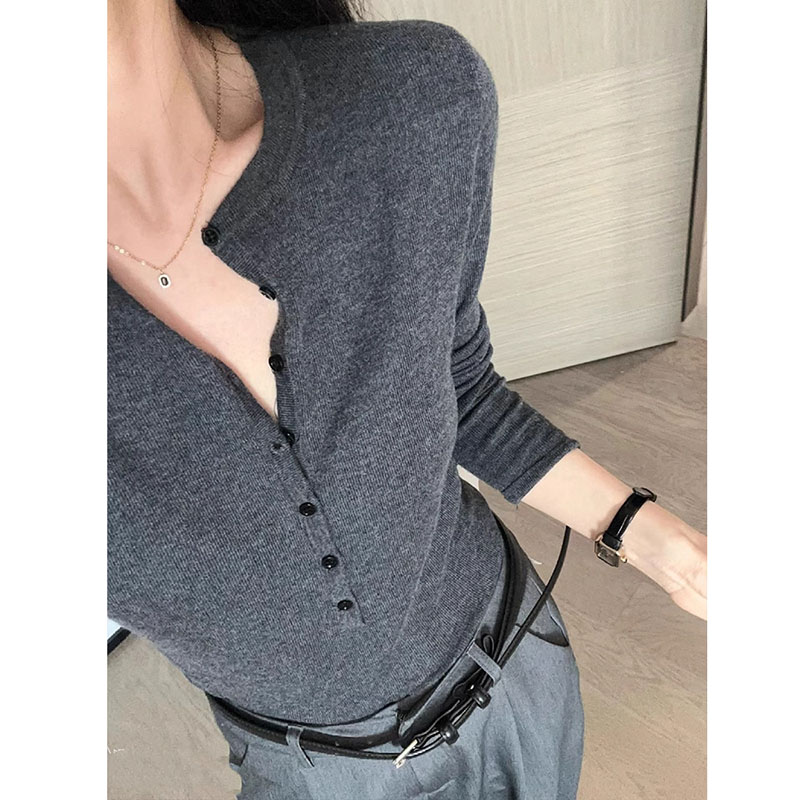 Women Long Sleeved Top V-neck  - Women'S Fashion Tops ulasan dan harga